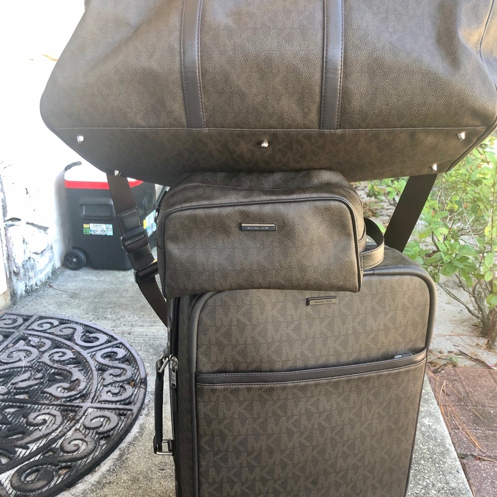 Authentic MK Michael Kors Luggage set